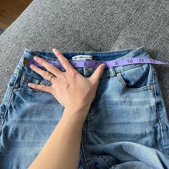 Light blue distressed ankle Jeans - Picture 6 of 7